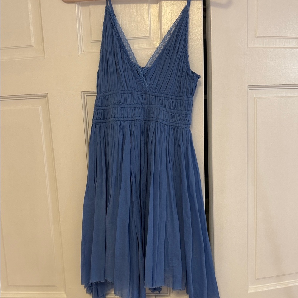 Chic Blue V-Neck Mini Dress